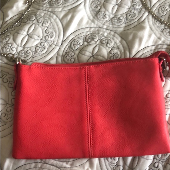 Cute Clutch - Picture 3 of 3